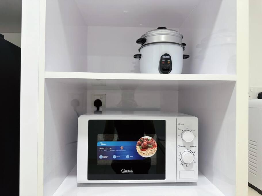 2br@jb Mid Valley Southkey Mosaic High Speed Wi-fi Ciq